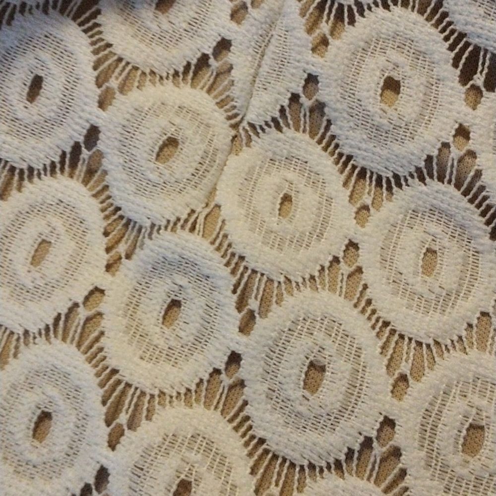Studio One Colorblock Lace Dress - Picture 10 of 11